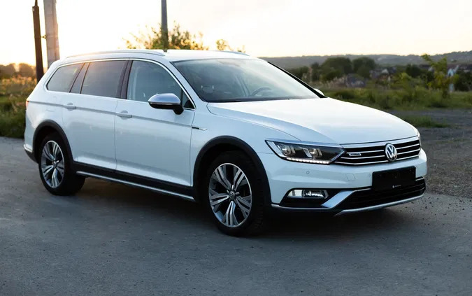 małopolskie Volkswagen Passat cena 80000 przebieg: 163000, rok produkcji 2016 z Zduny